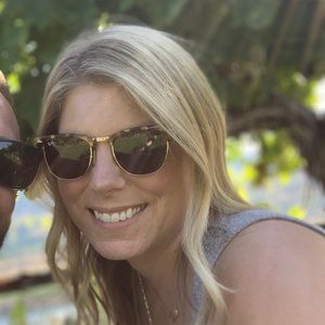 Meet your Posher, Abby